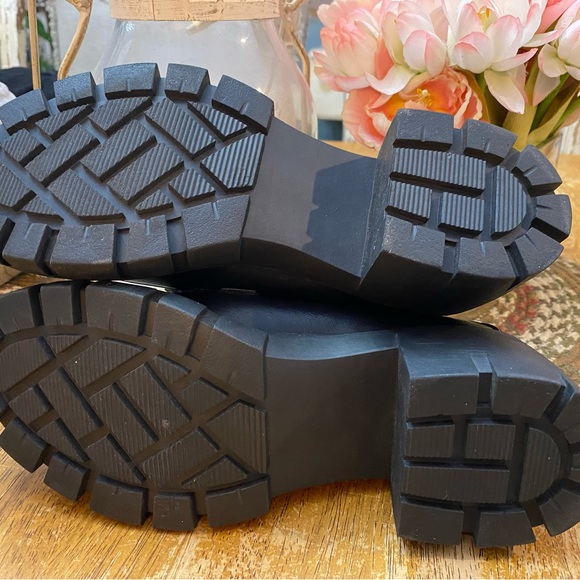 Madden Girl Shoes - Picture 7 of 7